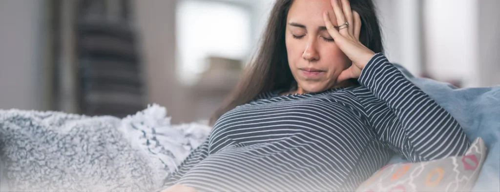 pregnant woman headache
